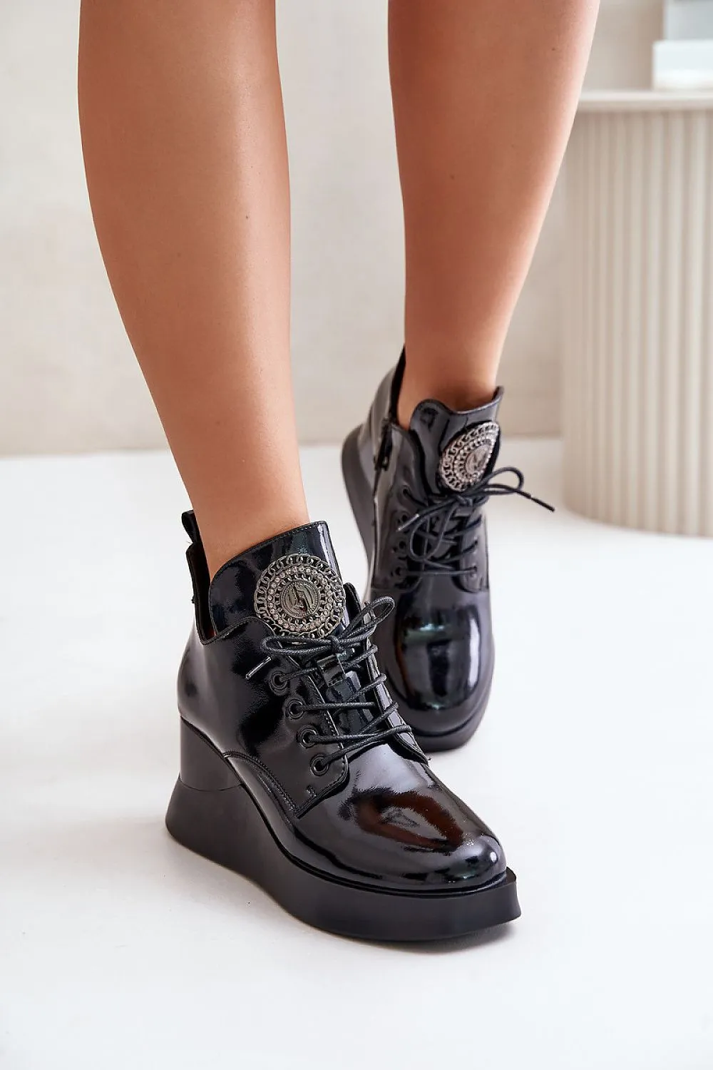 Buskin boots model 201010 Step in style