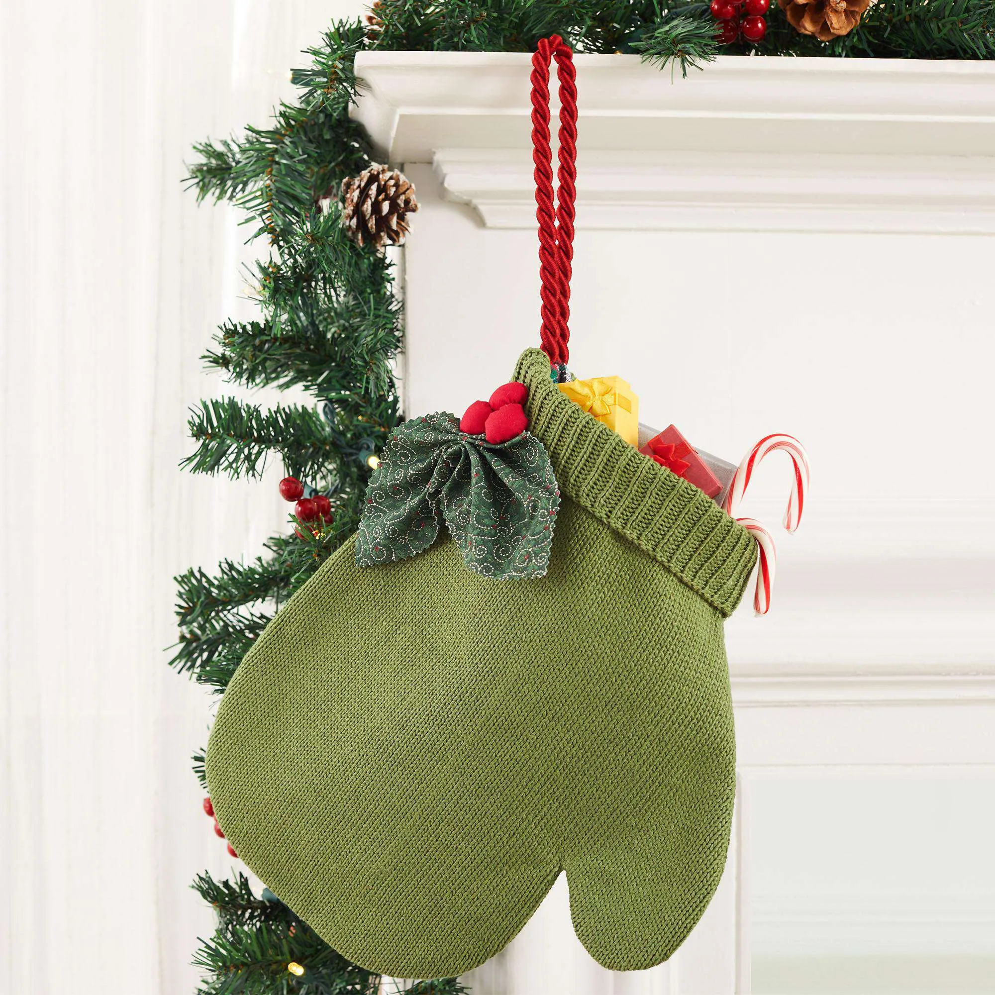 Coats & Clark Sewing Mitten Christmas Stocking