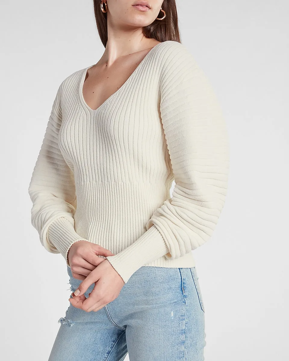 Ribbed Sculpted Sleeve V-Neck Sweater in Swan