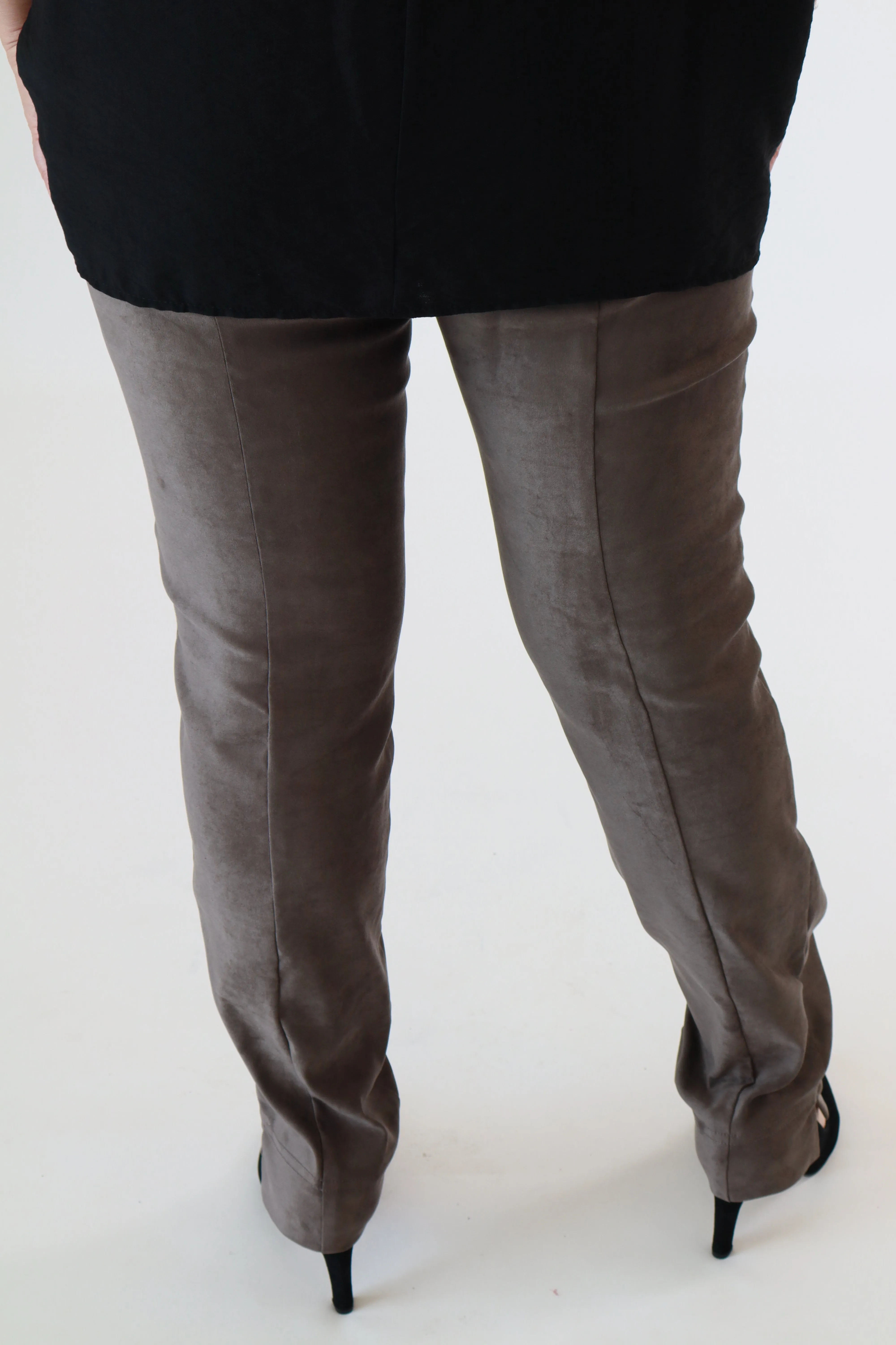 Robell Rose Suede Trousers in Grey