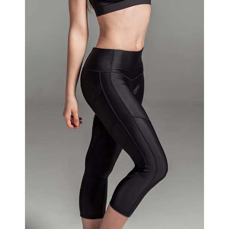 Suffolk Yoga Capri Pants