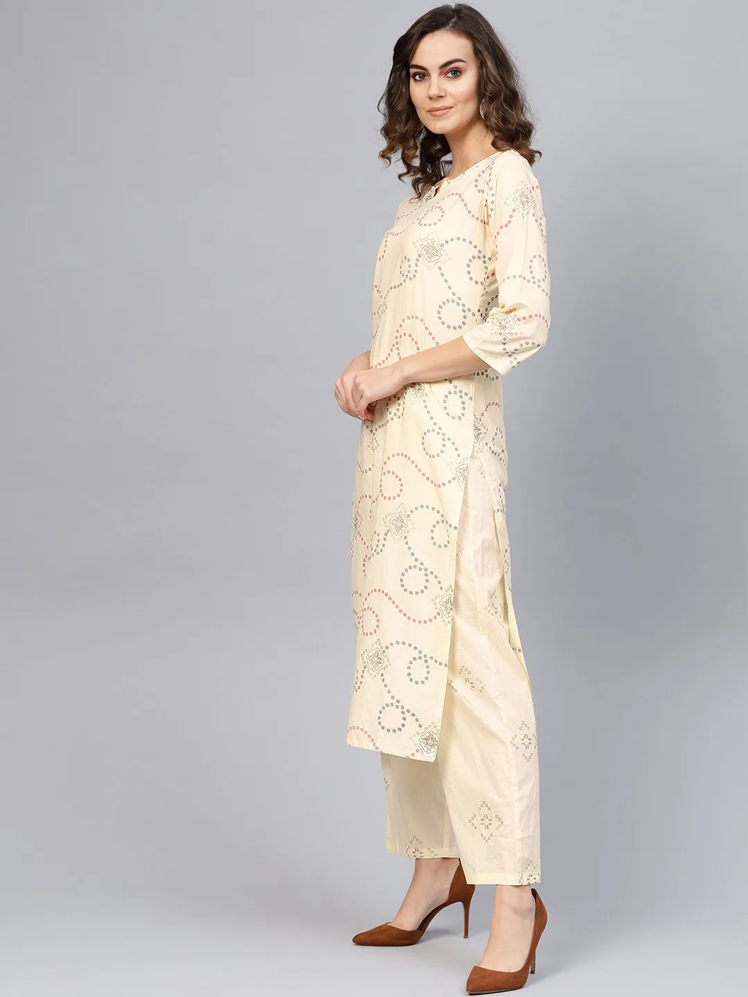 Women Cream-Coloured & Red Printed Kurta With Trousers